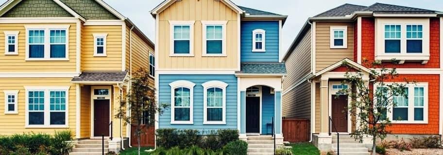 Houses built next to each other in bright colors